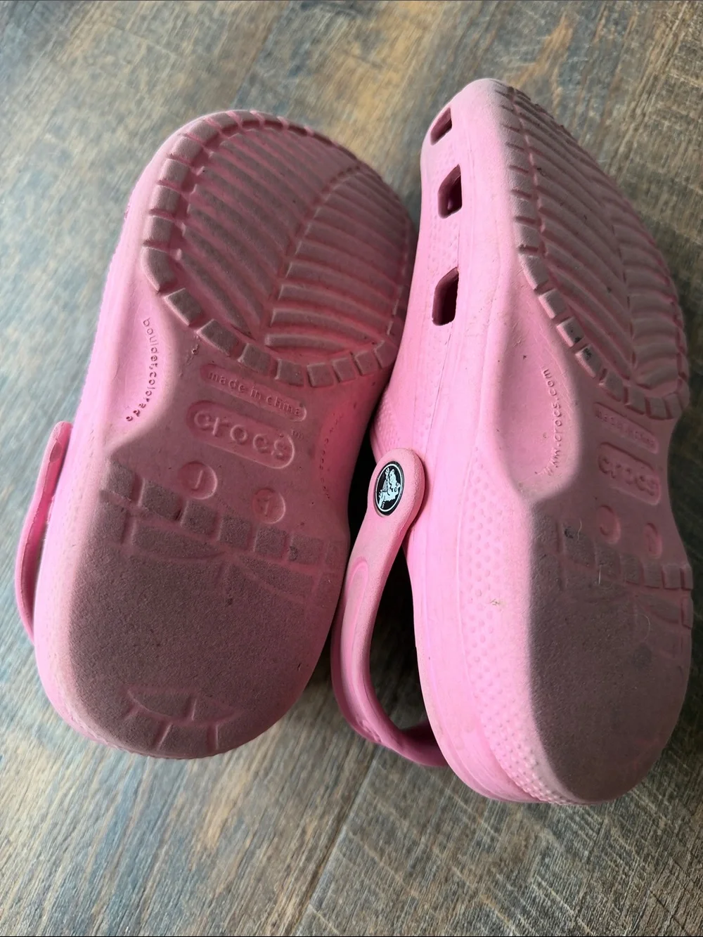 CROCS Kids Bubblegum Pink Classic Clog Sandals